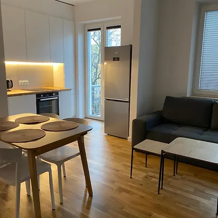 Apartament Otwarta *